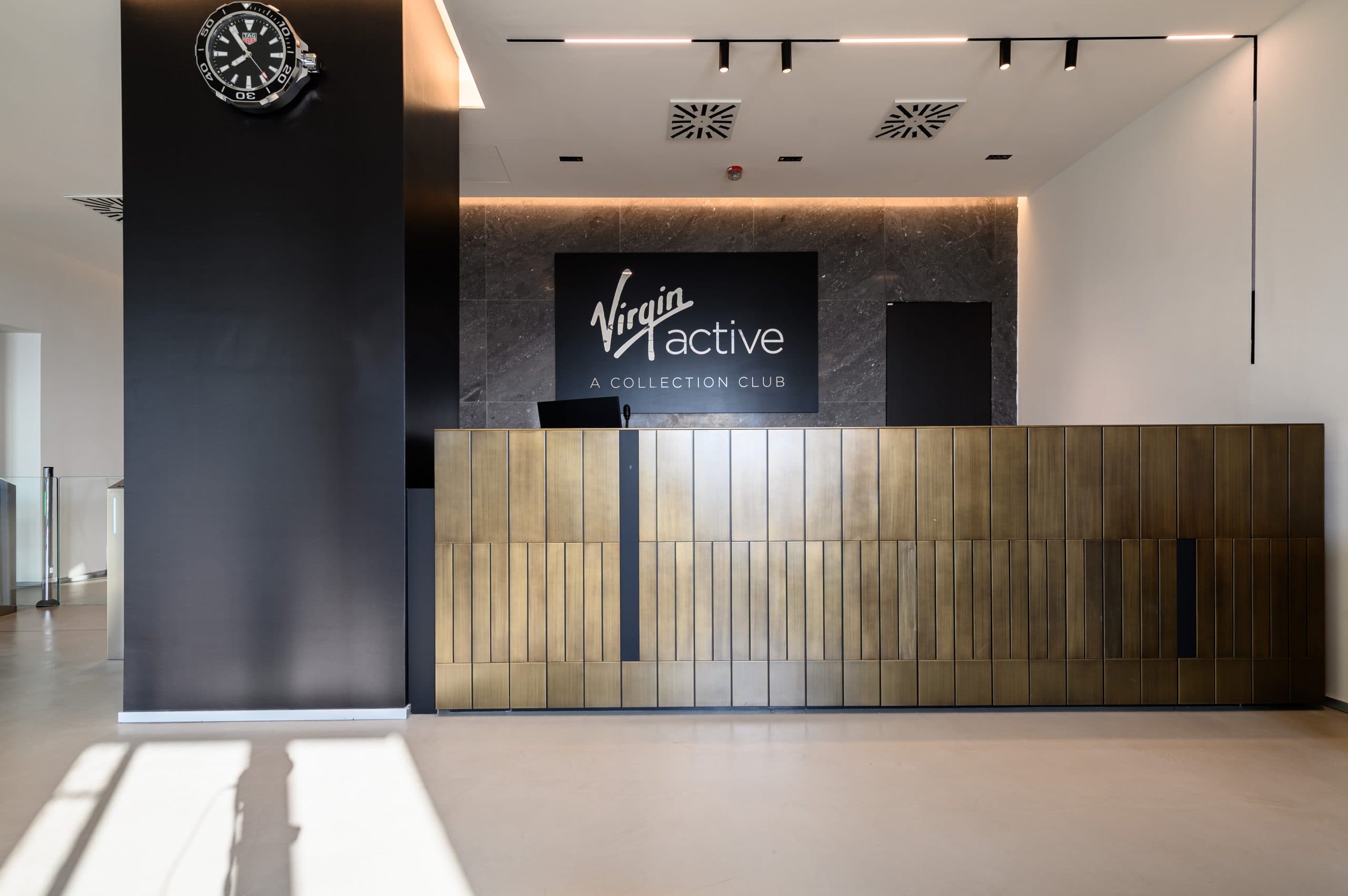 Virgin Napoli S. Lucia_Scaglia&Partners 02 reception